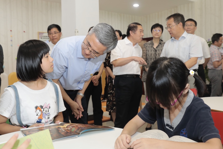 全国人大常委会执法检查组莅临公海赌赌船幸福院调研